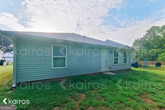 Building Photo - 236 Fox Chase Wy