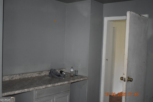 Building Photo - 803 Grosso Ave