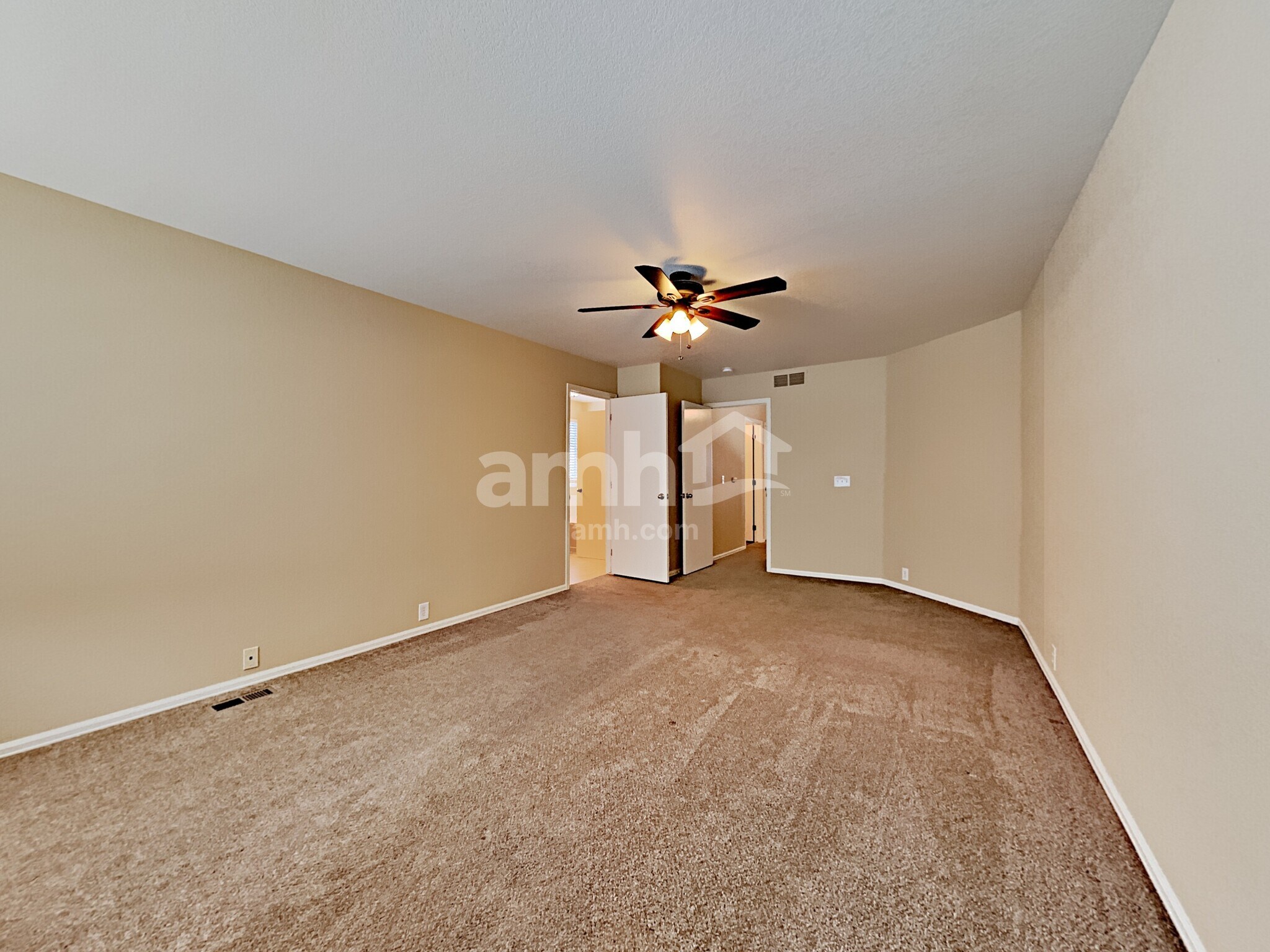 Building Photo - 15625 E 99th Ave