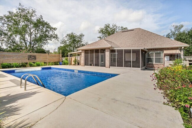 Building Photo - 23904 Tullamore Dr