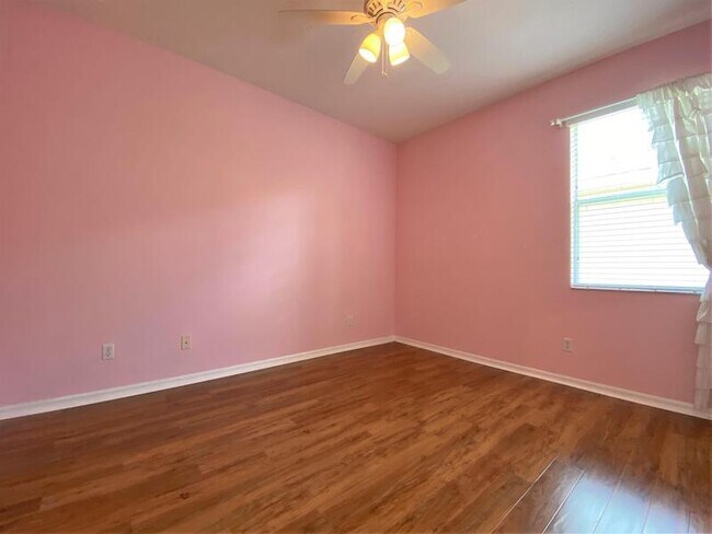 Building Photo - 9376 Ravens Willow Dr