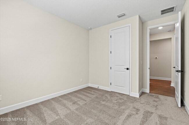 Building Photo - 916 Lightsey Xing Ln