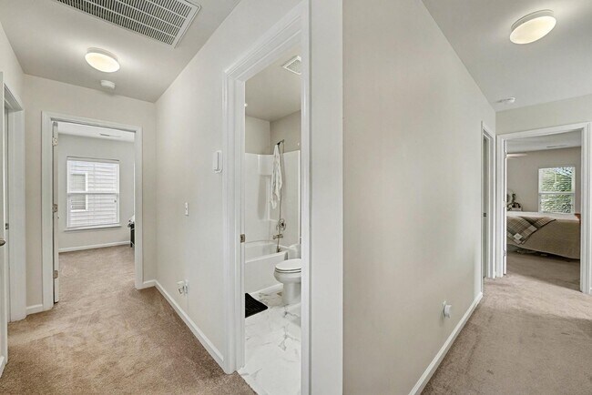 Building Photo - 230 Cameron St