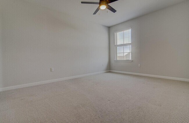 Building Photo - 6603 Smarty Jones Ln