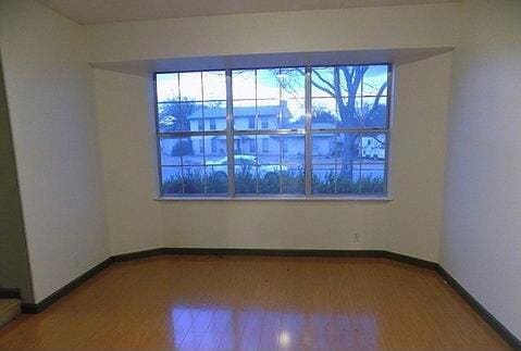 Building Photo - 509 Meadowbrook Dr