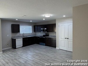 Building Photo - 6138 Wisteria Hill