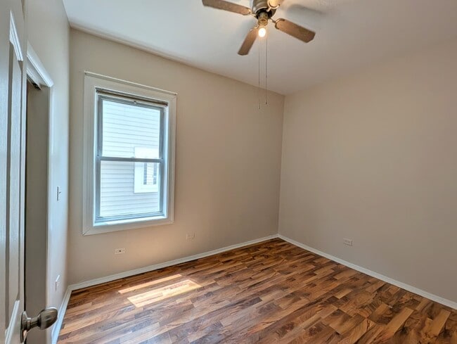 Building Photo - 1825 N Kedzie Ave