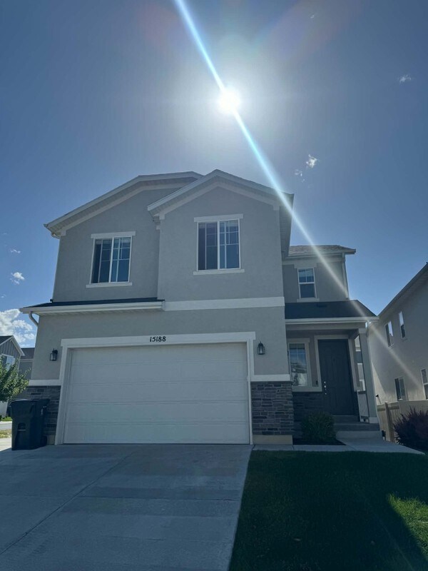 Building Photo - 15188 S Prinz Ln