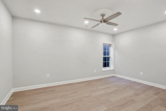 Building Photo - 24906 Earlsford Dr