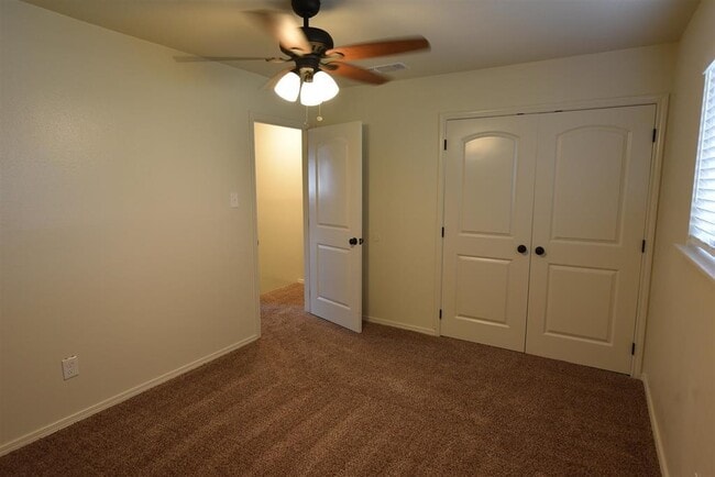 Building Photo - 111 Rhonda Dr