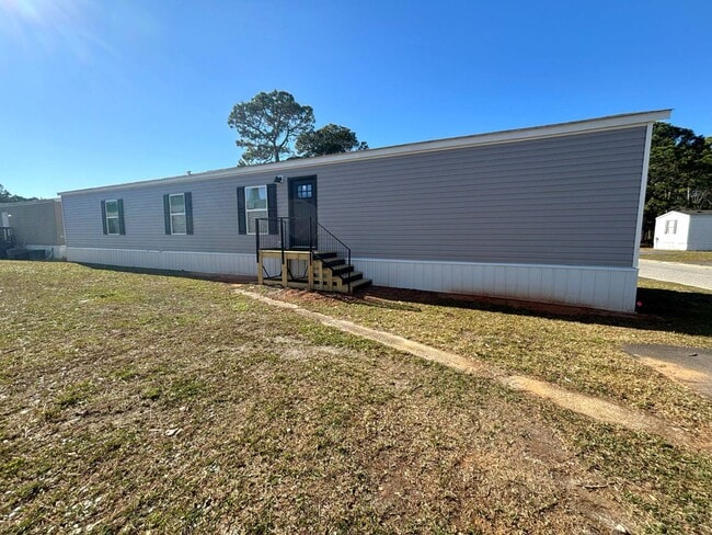 Building Photo - 2101 Ladnier Rd