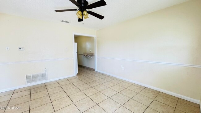 Building Photo - 4 Cypress Cir