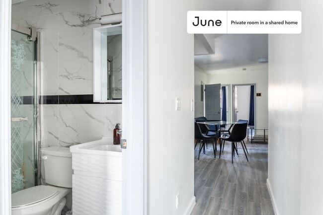 Building Photo - Room in Shared 4 bed/2 bath home