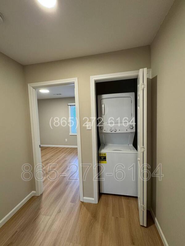 Building Photo - 3536 Old Valley View Dr