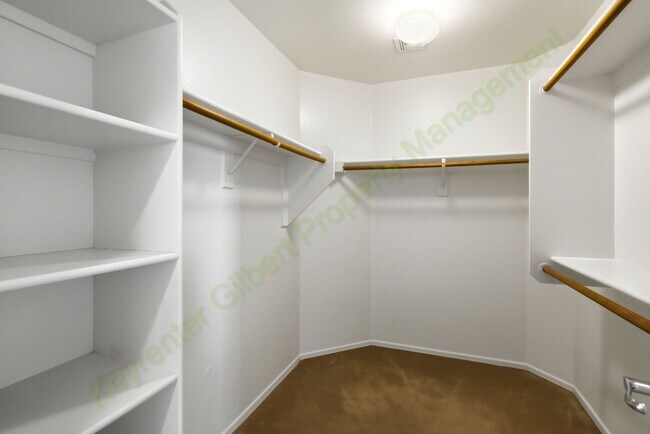 Building Photo - Beautiful Home in the Highly Desirable Lyon's Gate Community!
