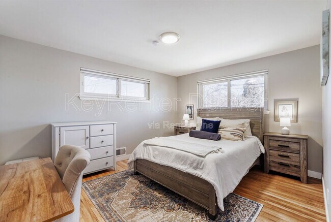 Building Photo - 2484 Pierce St