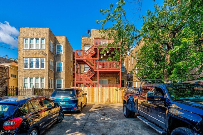Building Photo - 4239 N Ashland Ave