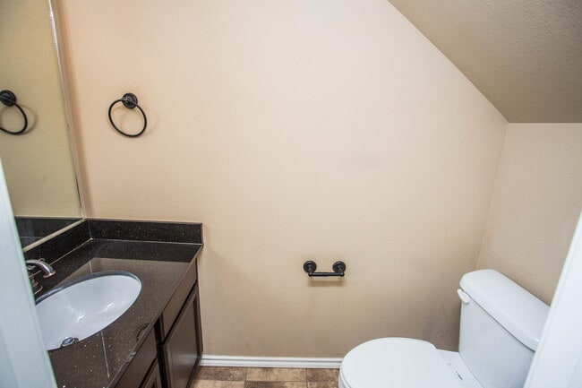 Building Photo - 4423 106th St