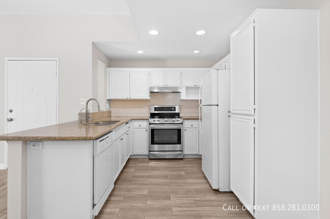 Building Photo - 17161 Alva Rd