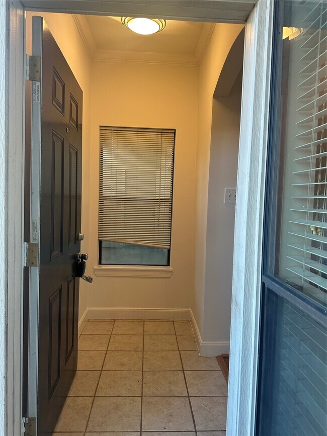 Building Photo - 2001 Bering Dr