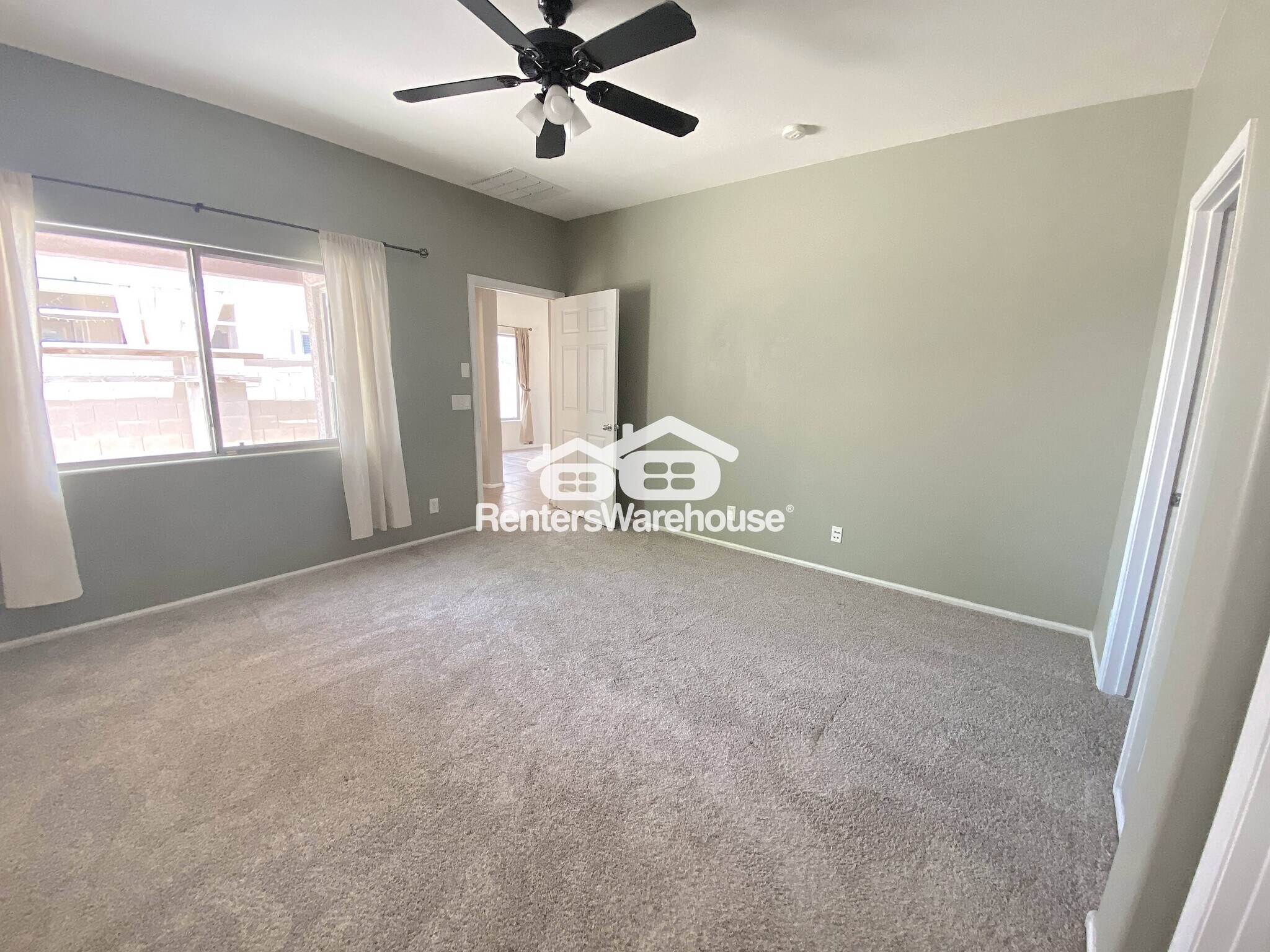 Building Photo - 44430 Caven Dr