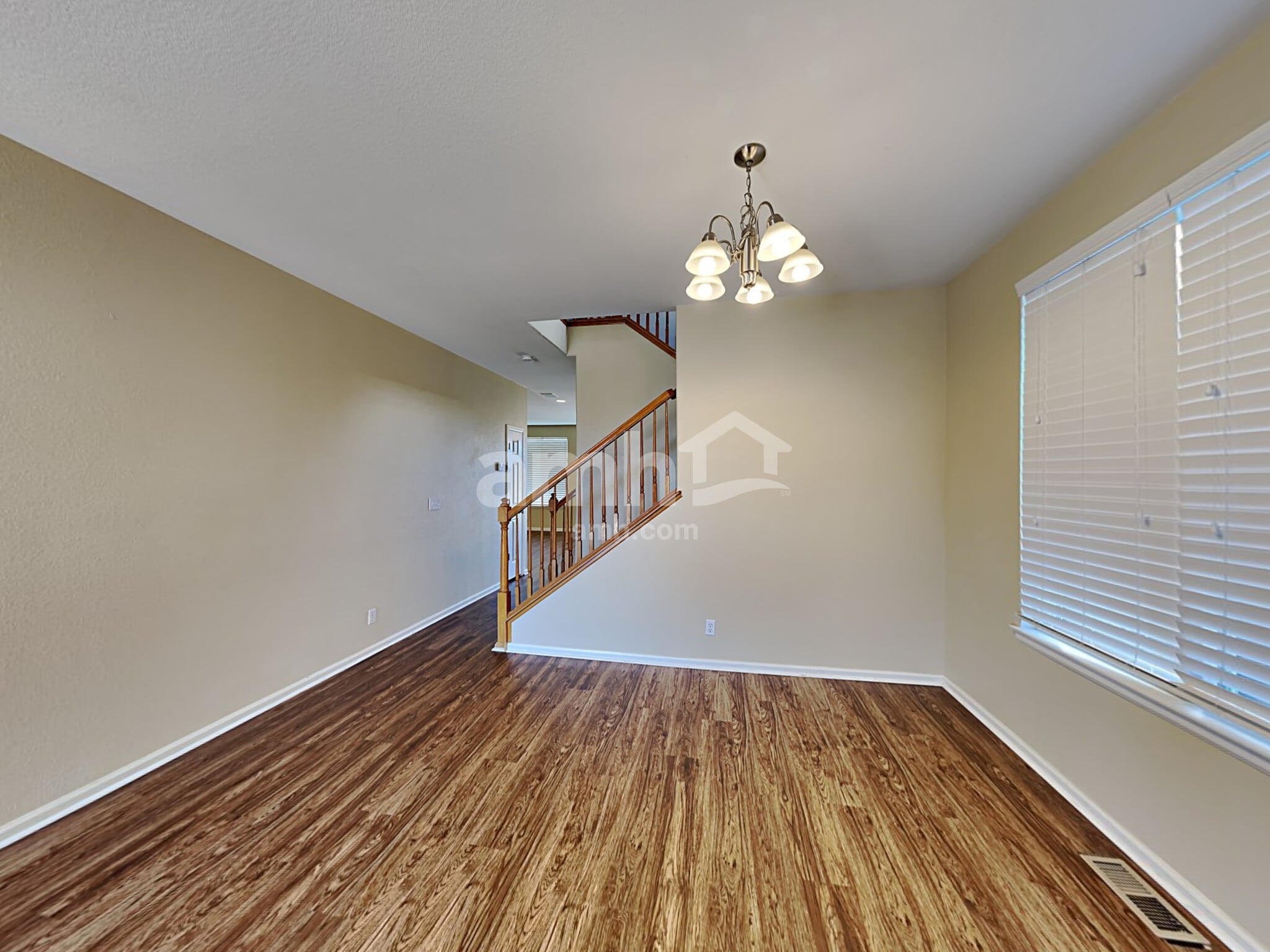 Building Photo - 5525 Kittredge St