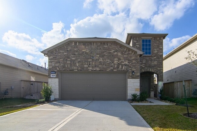Building Photo - 15235 Canyon Rapids Rd