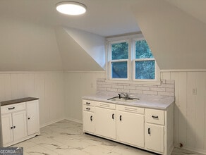 Building Photo - 1391 Jefferson Ave