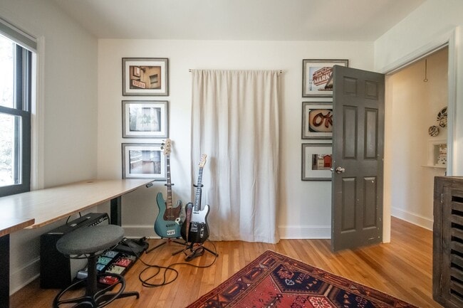 Building Photo - 119 Fortson Cir