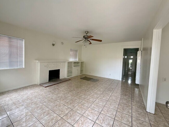 Building Photo - wilson