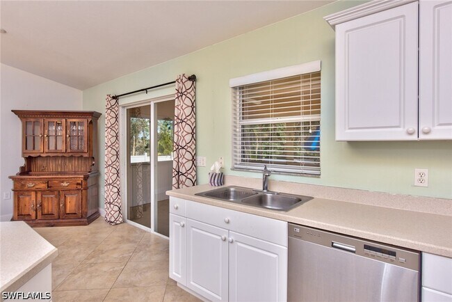 Building Photo - 25161 Killdeer Dr