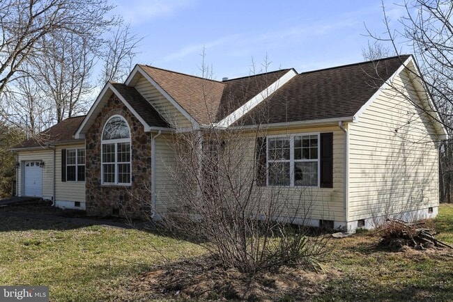 Building Photo - 19 Tie Run Rd