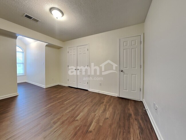 Building Photo - 2604 Wood Sage Cv