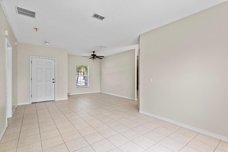 Building Photo - 504 Delido Way