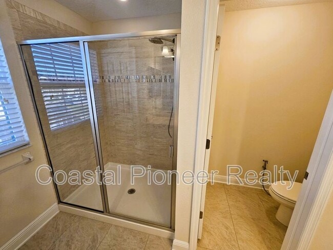 Building Photo - 11541 Crowned Sparrow Ln