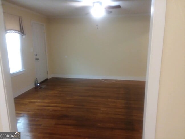 Building Photo - 101 Turner St