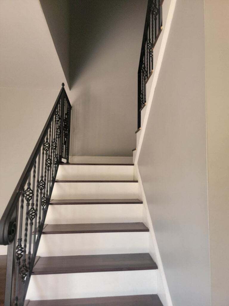 Building Photo - 727 7th Way