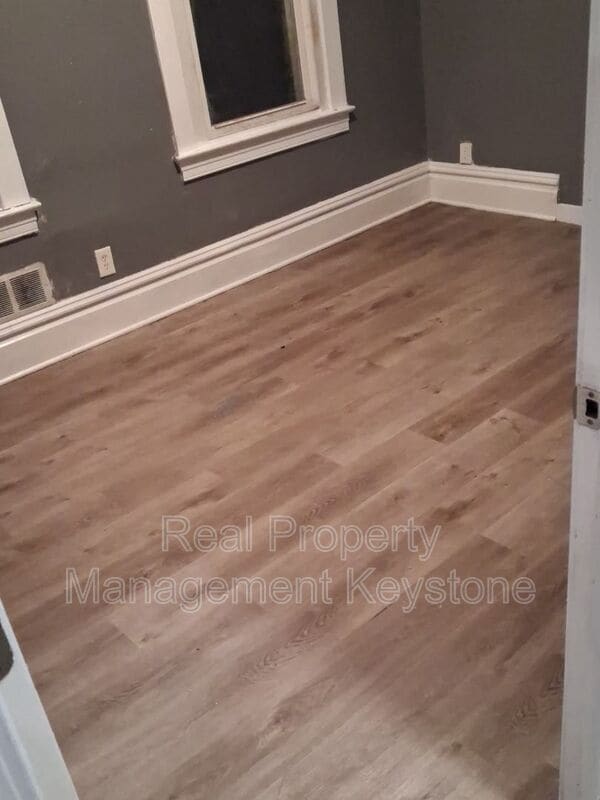 Building Photo - 1834 Flagler St