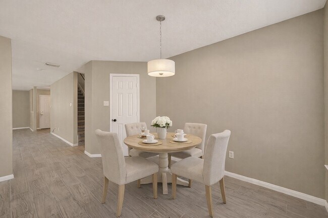 Building Photo - 17250 Cricketbriar Ct