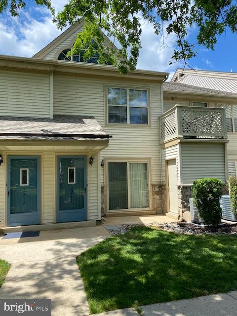 Building Photo - 2211 Foxmeadow Dr