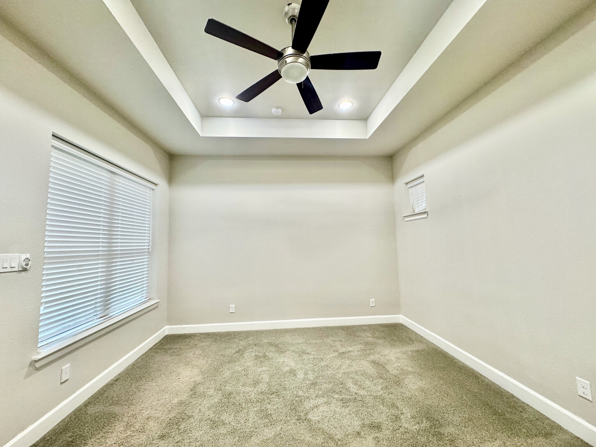 Master Bedroom - 1132 Crane St