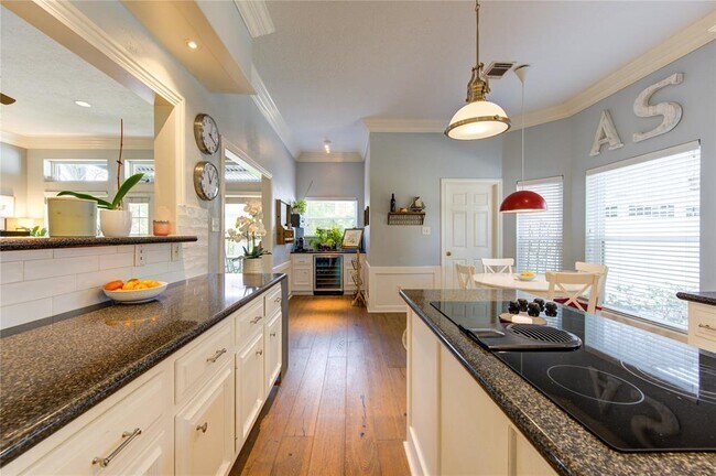 Building Photo - 5222 Summer Snow Dr