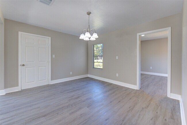 Building Photo - 3020 2nd Ave N