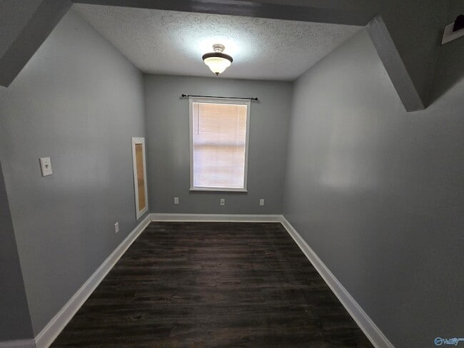 Building Photo - 159 Mallard Dr