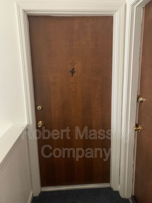 Building Photo - 2904 Abigail Dr