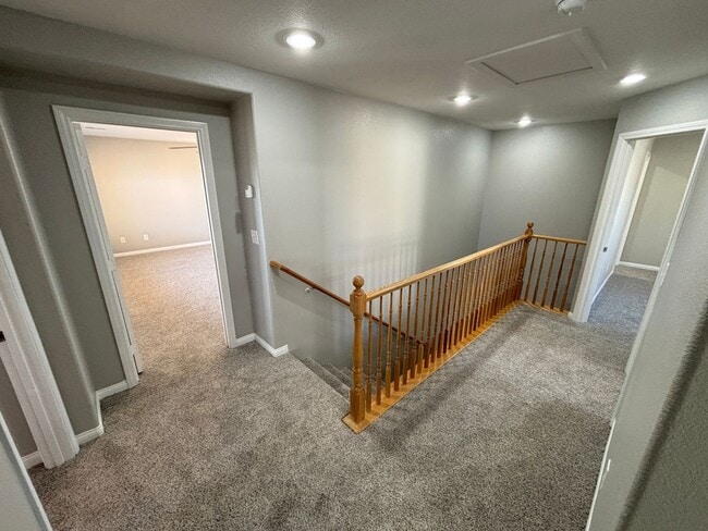 Building Photo - Beautiful 4Bed/3Bath/2Car home located between Summerlin/Providence area