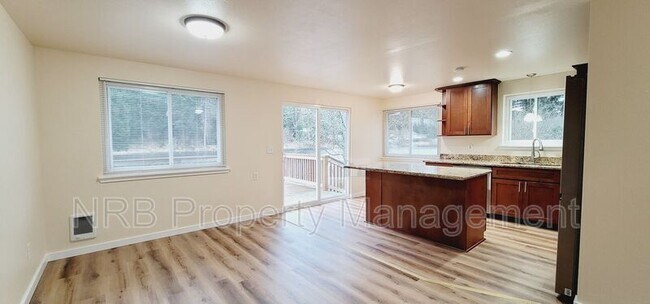 Building Photo - 31313 62nd Ave Ct S