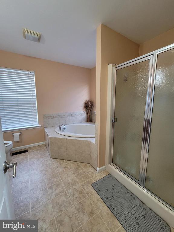 Building Photo - 510 Clearview Dr