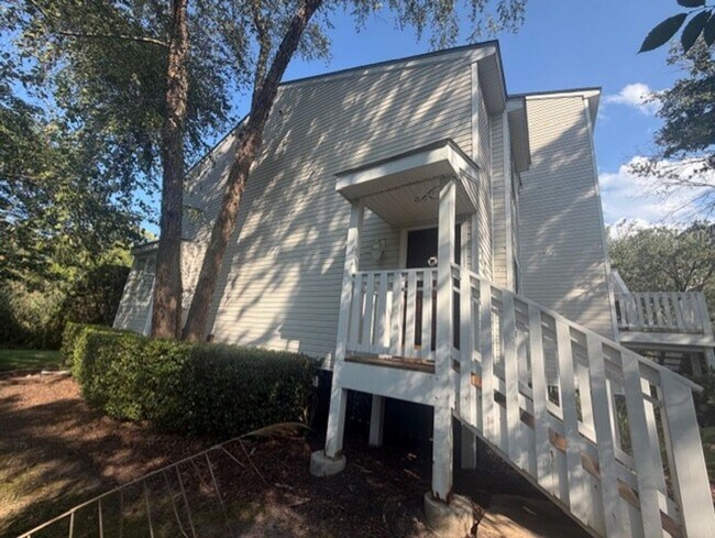Building Photo - 801 Seawinds Ln