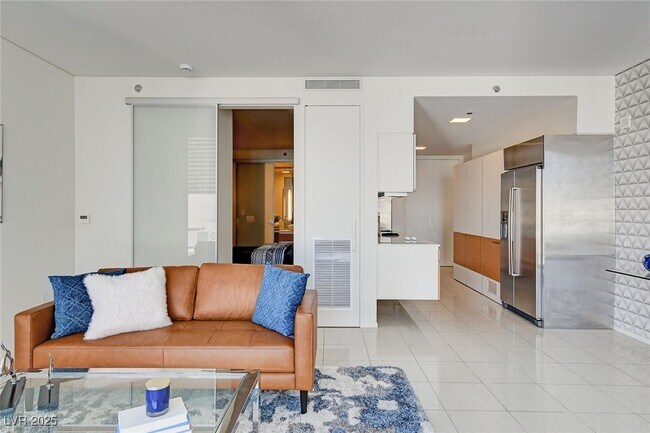 Building Photo - 3726 S Las Vegas Blvd